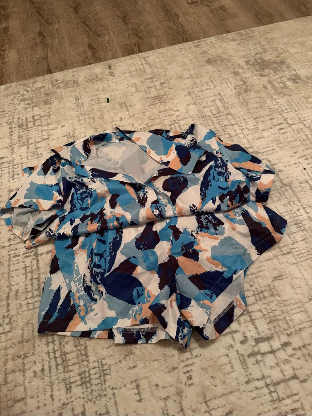 SHEIN Blue Multi Abstract Print Women's Shorts Bermudas